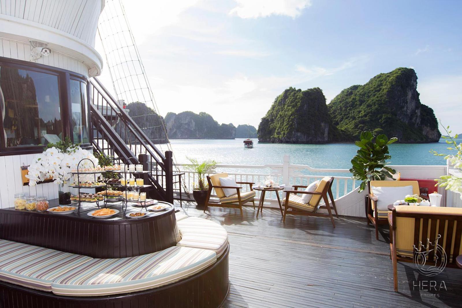 Hera Grand Luxury Cruise Ha Long Exterior photo